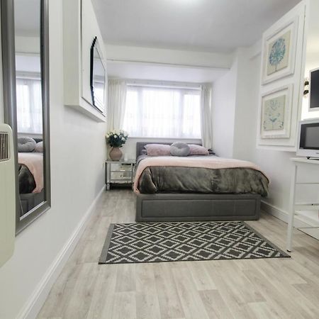Winstree Road Bed & Breakfast Lexden Eksteriør bilde